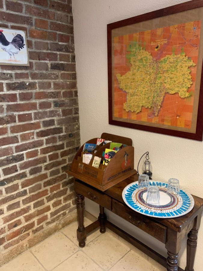 La Ferme D'Aristide Bed & Breakfast Saillenard ภายนอก รูปภาพ