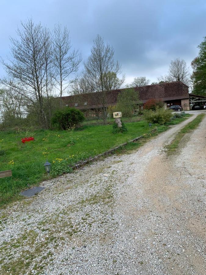 La Ferme D'Aristide Bed & Breakfast Saillenard ภายนอก รูปภาพ